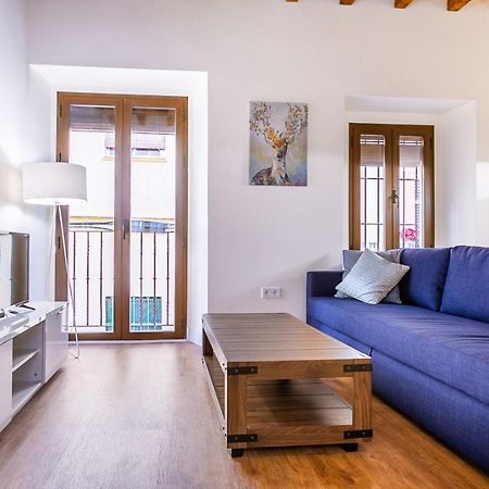 Stunning Apartment In Central Sevilla Buitenkant foto