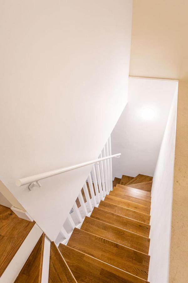 Stunning Apartment In Central Sevilla Buitenkant foto