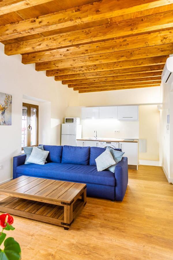 Stunning Apartment In Central Sevilla Buitenkant foto