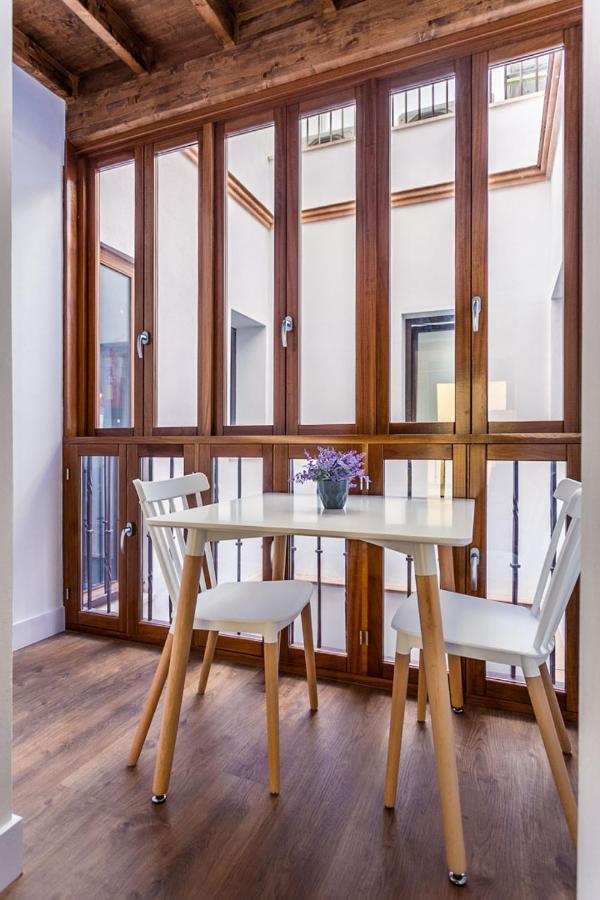 Stunning Apartment In Central Sevilla Buitenkant foto