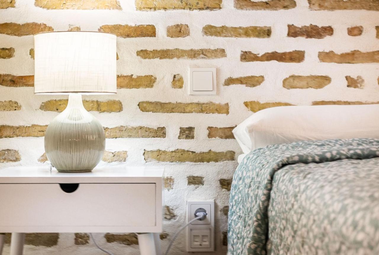 Stunning Apartment In Central Sevilla Buitenkant foto