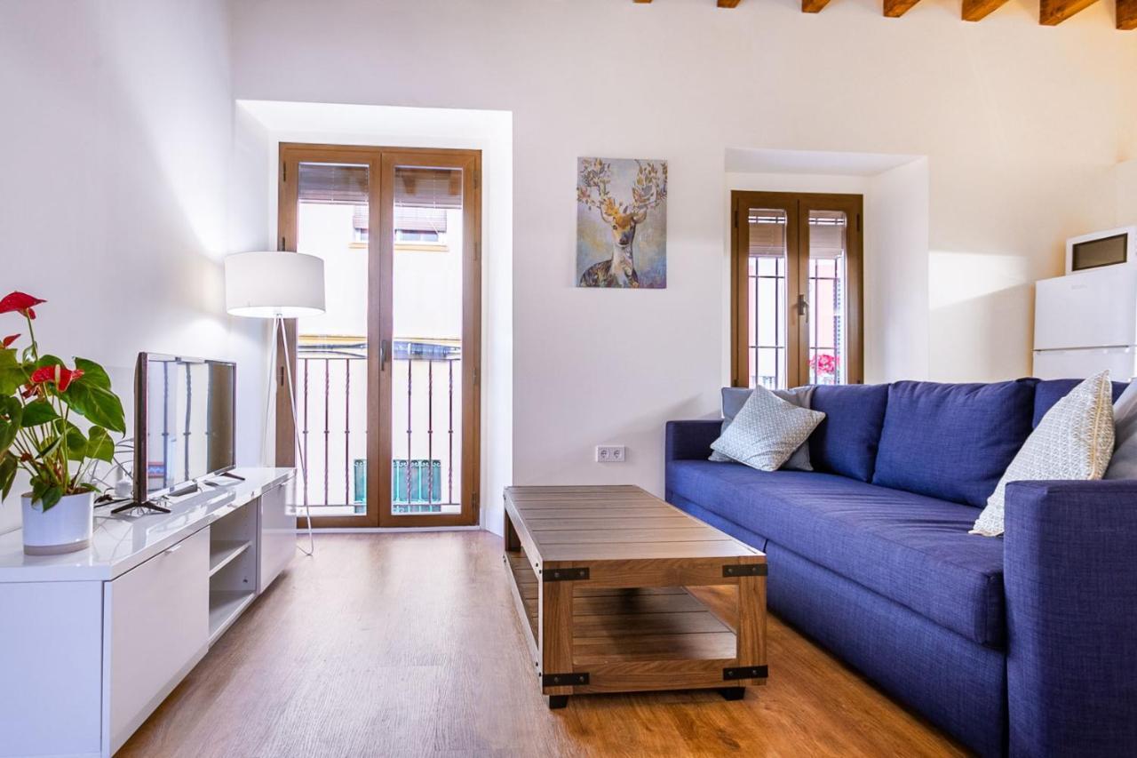Stunning Apartment In Central Sevilla Buitenkant foto